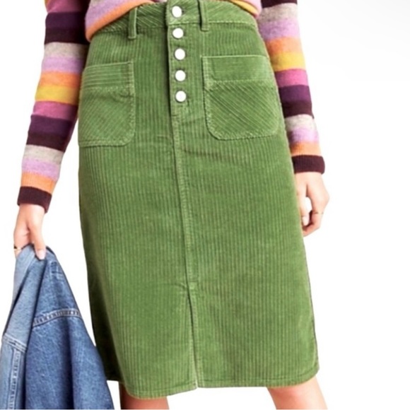 GUC anthropology, hundred percent cotton corduroy pencil skirt. - Picture 6 of 6